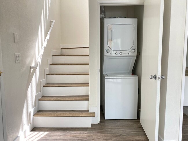 Photo - 2500 Abbot Kinney Blvd Unit 7125 - APT 29