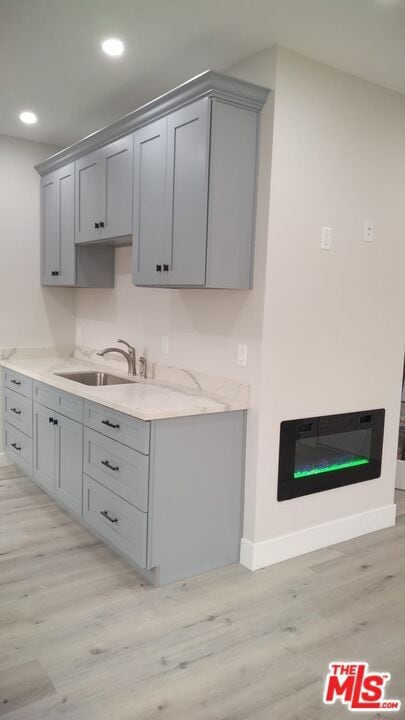 Photo - 5347 Monroe St