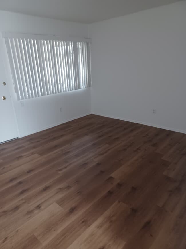 2 Bed - The Continental