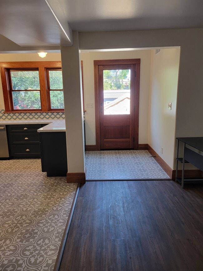 Photo - 900 Lucile Ave Unit 900 1/2 lucile ave.