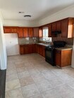 Kitchen - 1700 W 43rd St Unit A