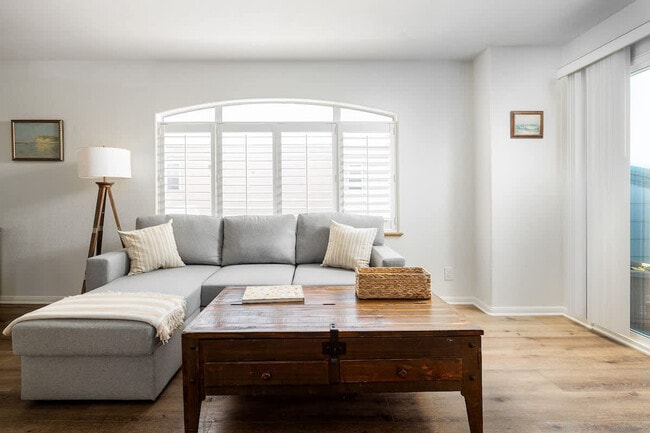 Photo - 714 Isthmus Ct Unit ID1292584P