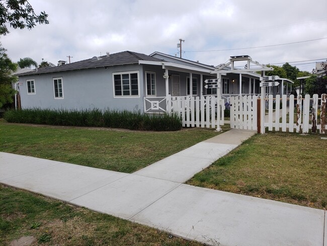 From Out side - 8836 Ramsgate Ave Unit 8836