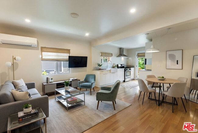 Building Photo - 6208 Hayes Ave