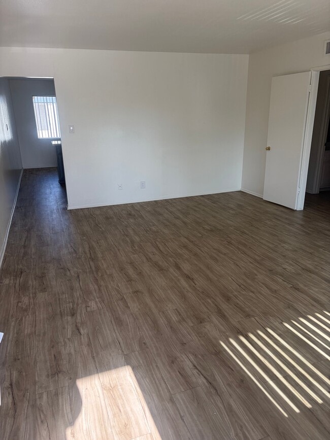 Photo - 750 W Bonita Ave Unit 22
