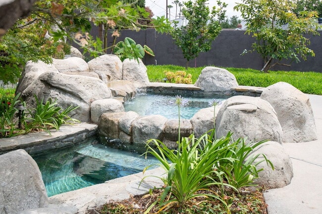 Photo - 1226 E Ensign Cir