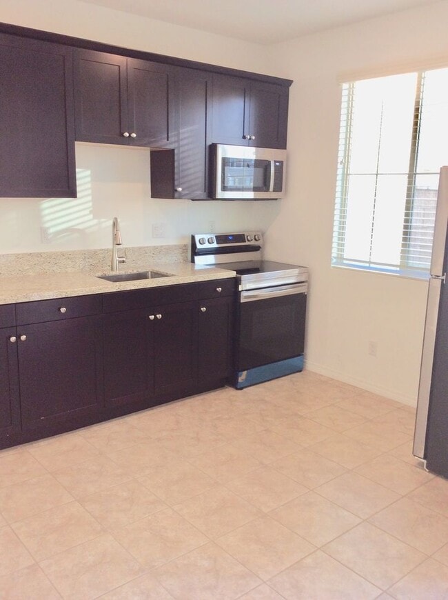 Photo - 2 Bedroom 1 Bath for rent in Loma Linda PLEASE READ DESCRIPTION