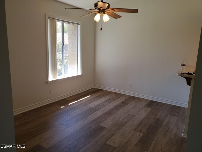 Photo - 427 Arbor Ln Ct