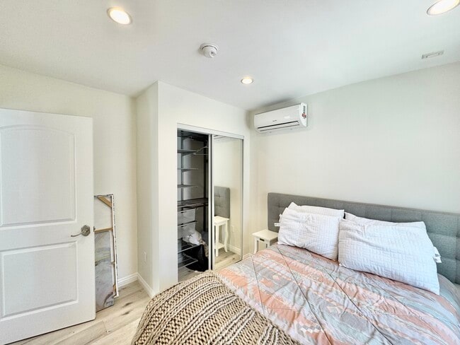 Photo - 418-420 S Citrus Ave