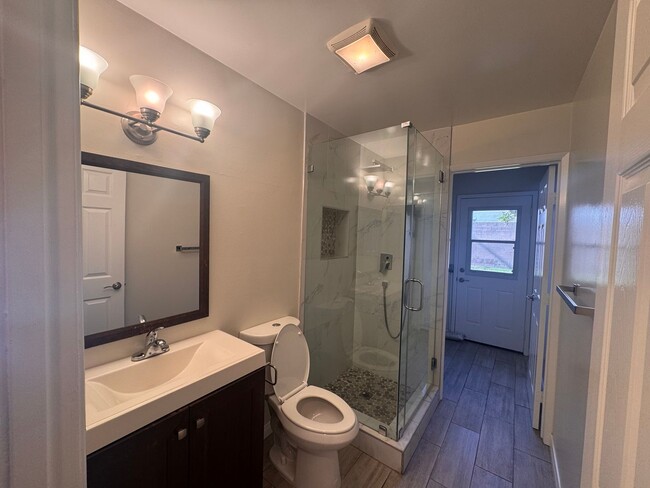 Photo - Charming RE-MODELED 3 bed / 2 bath home