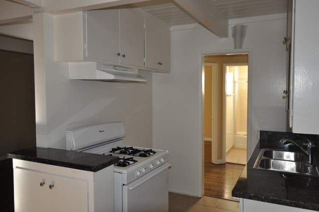 Photo - 6125 Whitsett Ave Unit 05