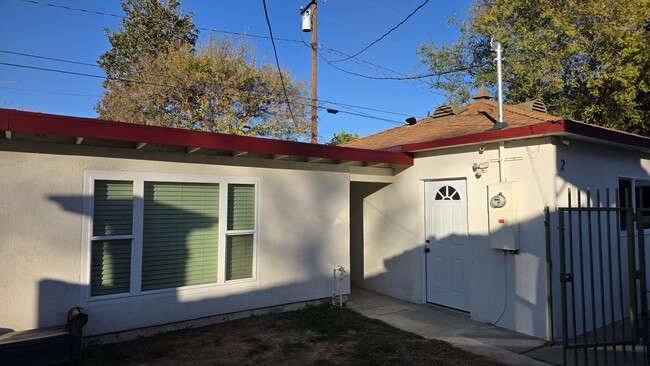 Photo - 728 Norbert Dr Unit 2