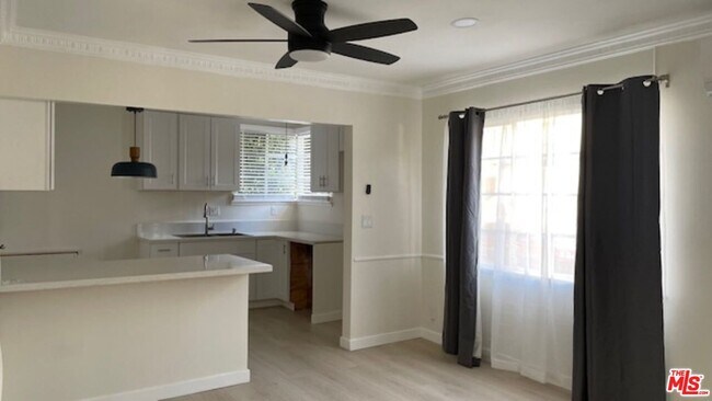 Photo - 3901 4th St Unit 01