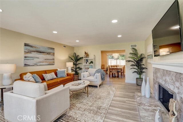 Photo - 1591 Pegasus St