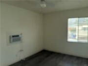 Photo - 525 Windsor Rd