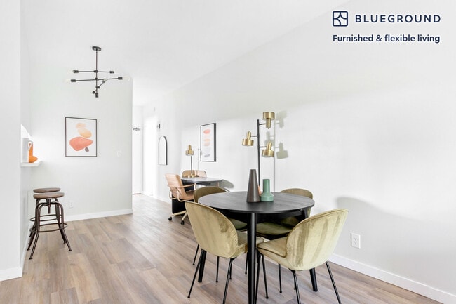 Photo - 1620 S Bentley Ave Unit FL3-ID902