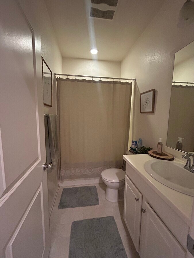 Shared bathroom with 1 other roommate - 422 W Route 66 Townhome