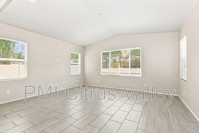 Photo - 24613 Round Meadow Dr