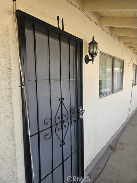 Building Photo - 530 N San Gabriel Ave Unit 11