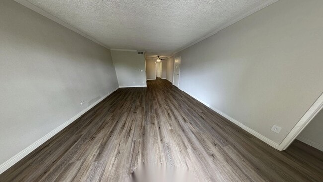 Photo - Hayworth Apartments