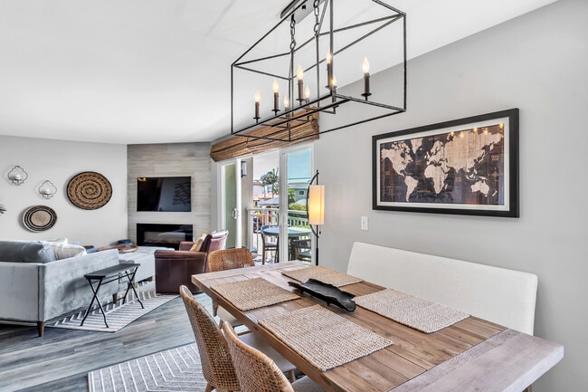 Photo - 5366 La Jolla Blvd Unit 101C