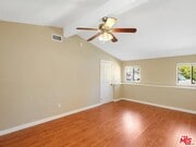 Photo - 526 N Emerald Dr