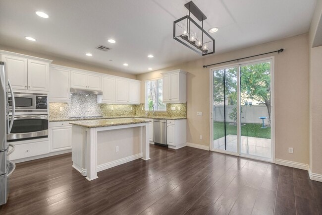 Photo - Charming Lake Rancho Viejo Home – Beautifu...