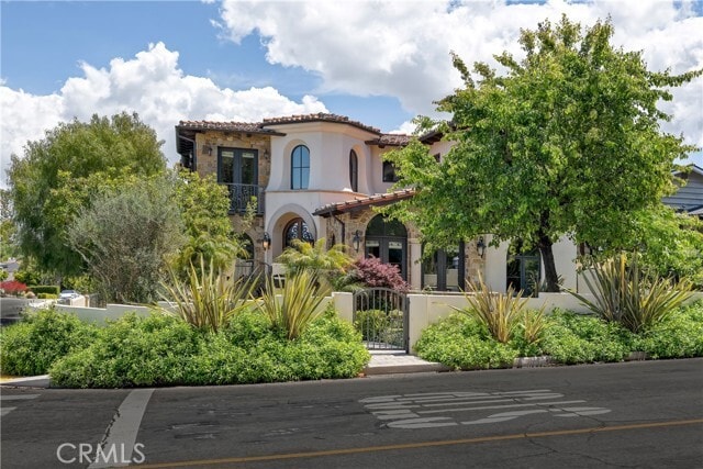 Photo - 718 N Poinsettia Ave