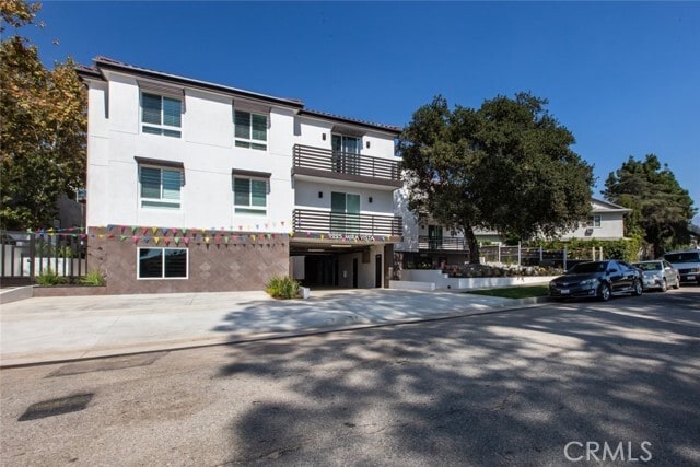 Building Photo - 2225 Mira Vista Ave Unit 206