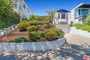 Photo - 1939 Holmby Ave House
