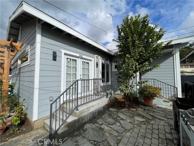 Building Photo - 212 N Cornell Ave