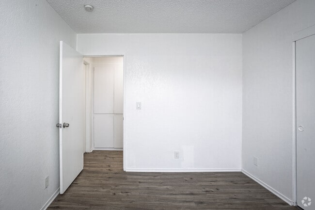 2BR, 2BA - 800-850SF - Primary Bedroom - 1776 Temple Ave