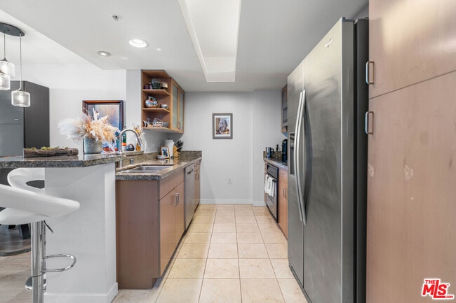 Photo - 13700 Marina Pointe Dr Unit 621