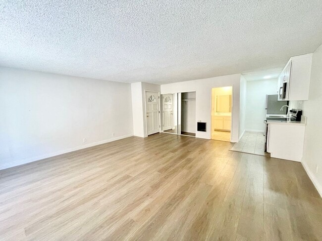 Photo - Centinela Luxury Investments Group LLC
