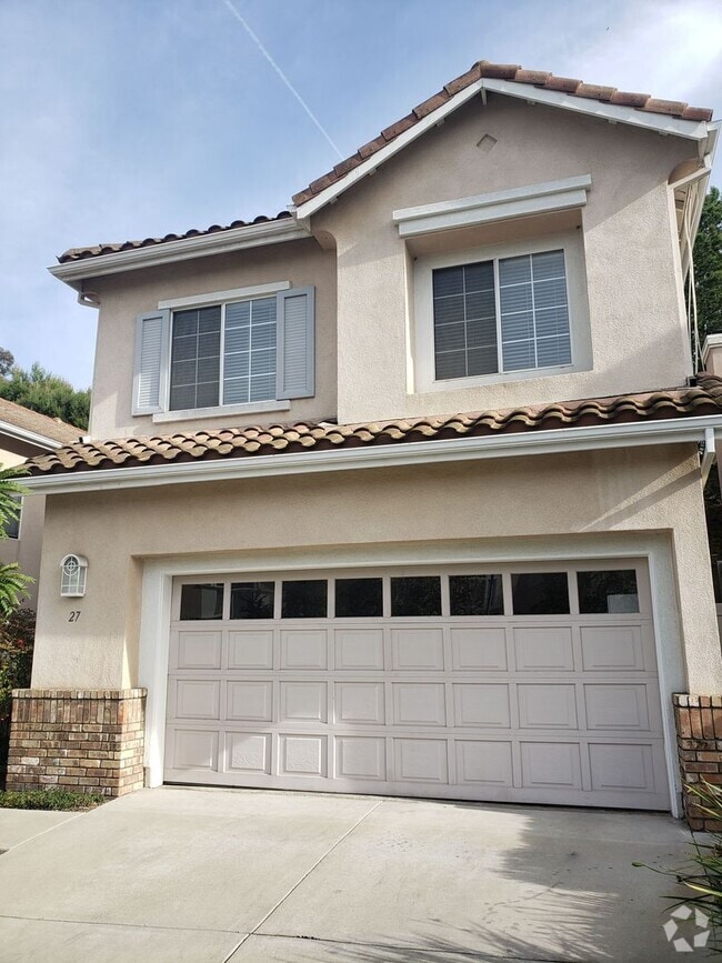 Building Photo - ***COMING SOON***SPACIOUS 4 BEDROOM | 3 BA... Rental