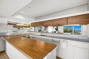 Photo - Luxury Living with endless Ocean Views House