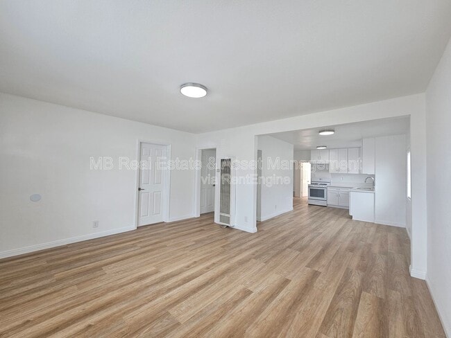 Photo - 4754 W 163rd St