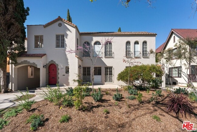 Building Photo - 125 N Orange Dr