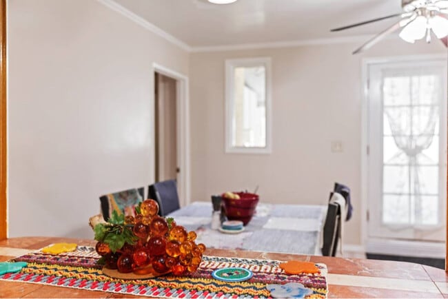 Photo - 430 E 184th St