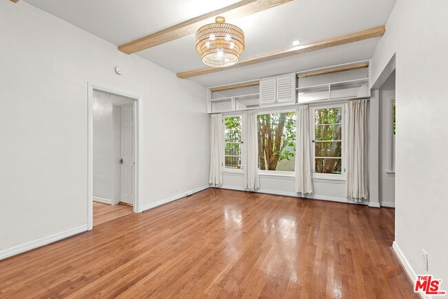 Photo - 340 N Oakhurst Dr Unit 103