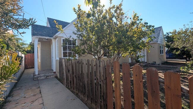 Photo - 312 W Olive St