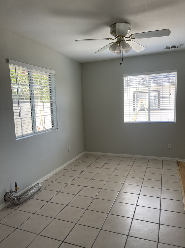 Photo - 1785 N Oxford Ave