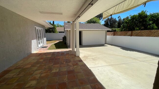 Photo - 21216 Velicata St