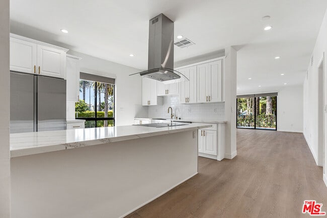 Photo - 9191 Charleville Blvd Unit 101