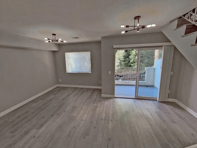 Photo - 1270 Stoner Ave Unit 5