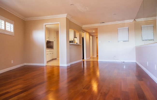 Photo - 100 Cliff Dr Unit 6