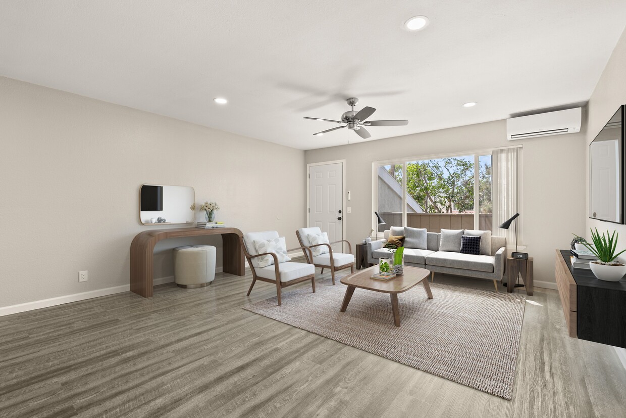 Floor Plan - Luxury Remodel-Upgraded Cabinets, Open Floor Pl...