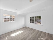 Photo - 14918 Wyandotte St Townhome