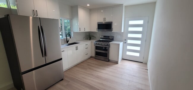 Building Photo - 26312 Whispering Leaves Dr Unit ADU
