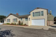 Photo - 136 Venetia Dr House